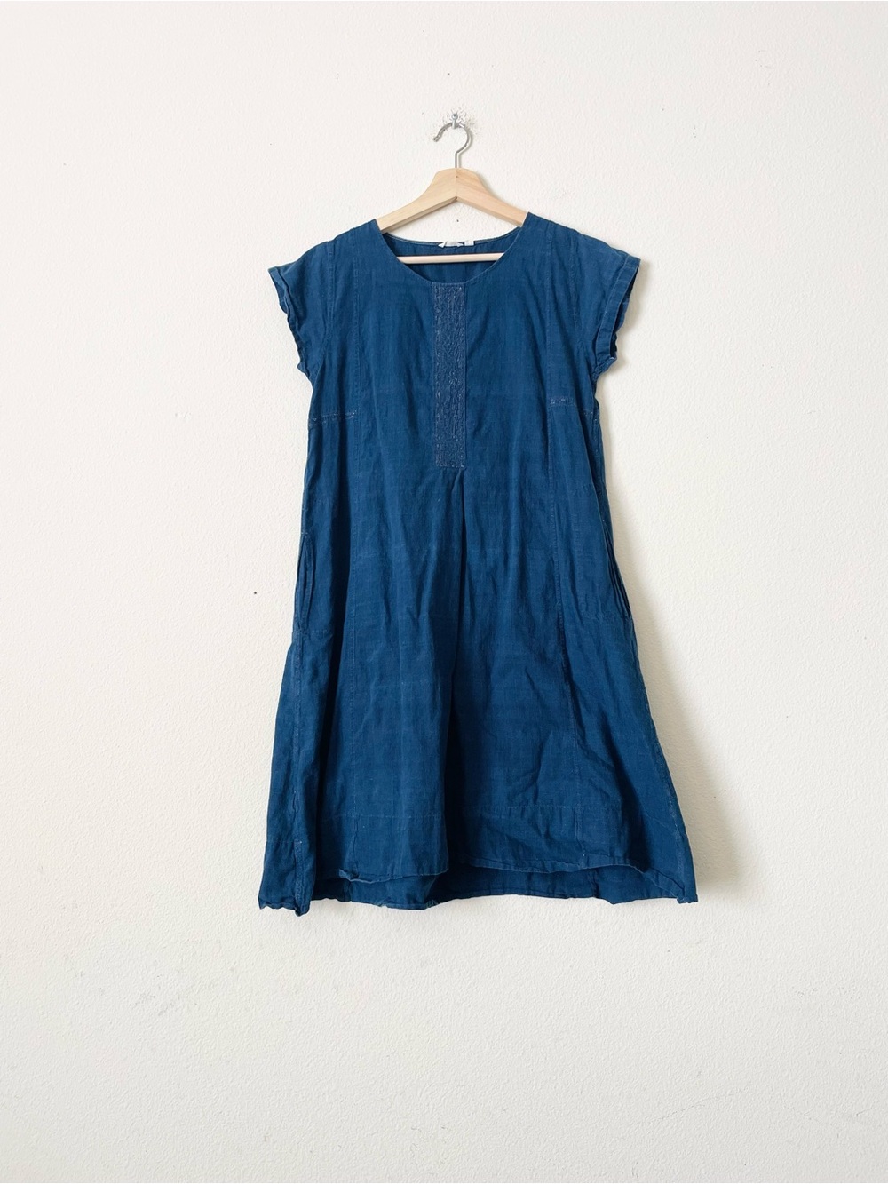 Injiri SIZE 38 blue 100% cotton hand loomed short sleeve pocketed mini dress